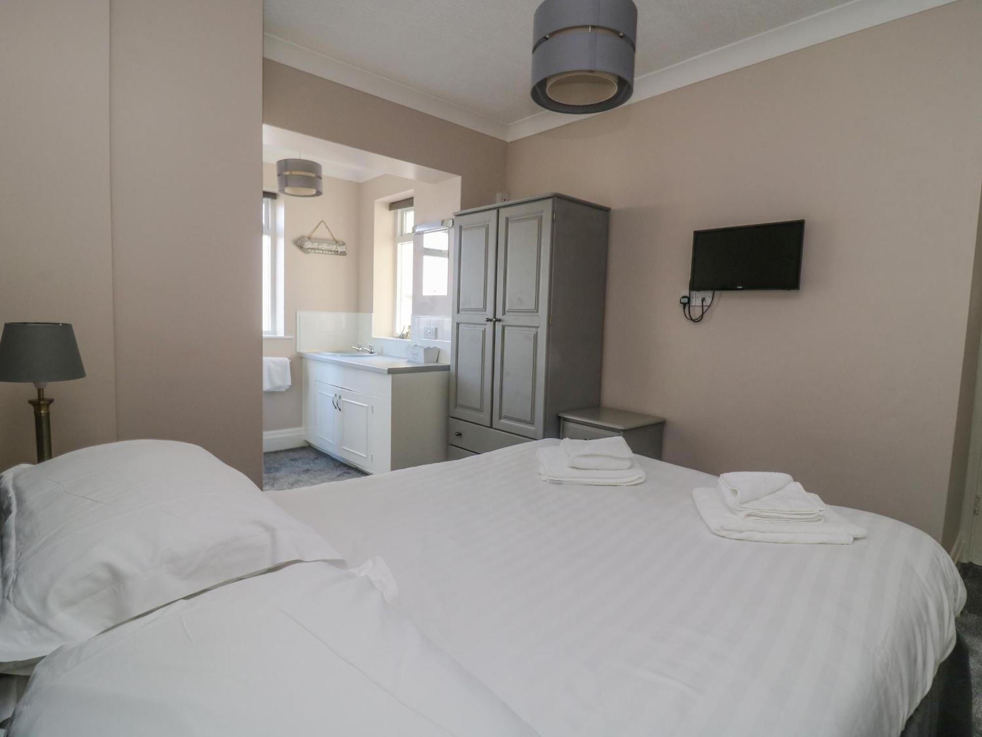 North Beach Lodge สการ์โบโรห์ ภายนอก รูปภาพ